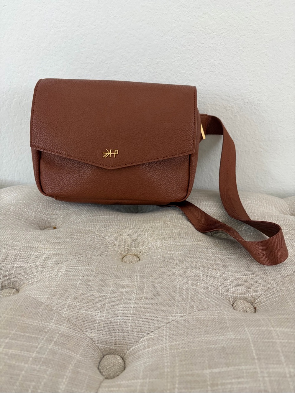 Cognac Classic Fanny Pack
